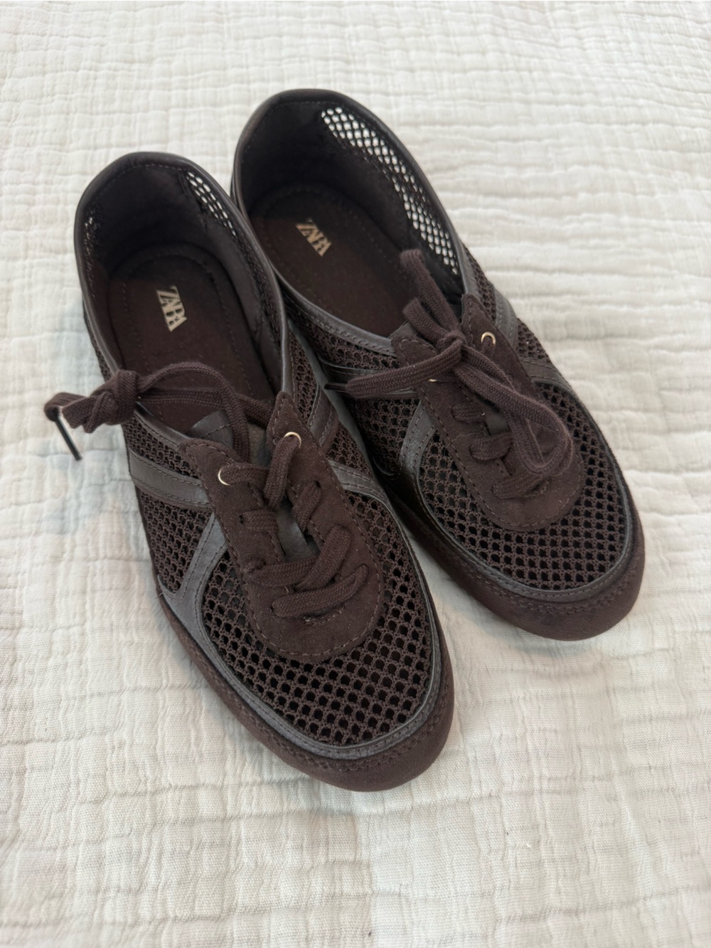 Zara Women's Dark Brown Mesh Lace-Up Sneakers EUC 1434